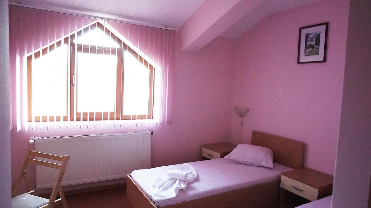 Hotel Restaurant Vodenitsata Berkowica Zewnętrze zdjęcie